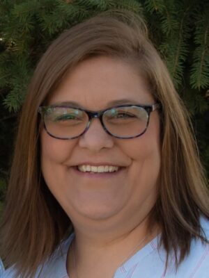 Stacie Schroeder headshot